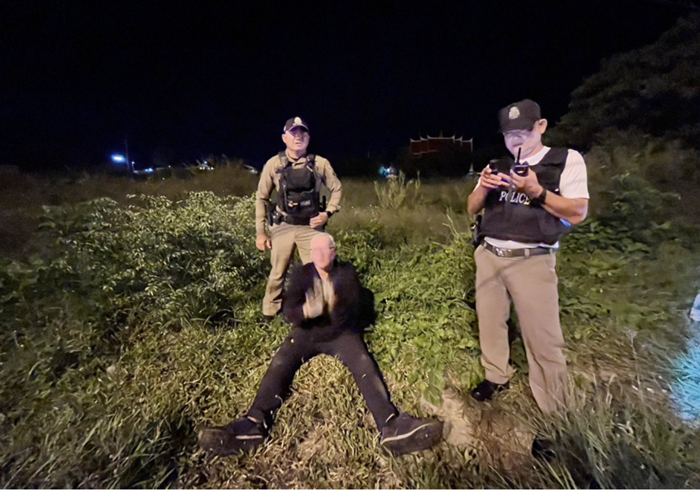 Cãi nhau với vợ về chuyện tiền bạc, chồng lao ra đường, vài tiếng sau vợ nhận được tin 'động trời'- Ảnh 2.