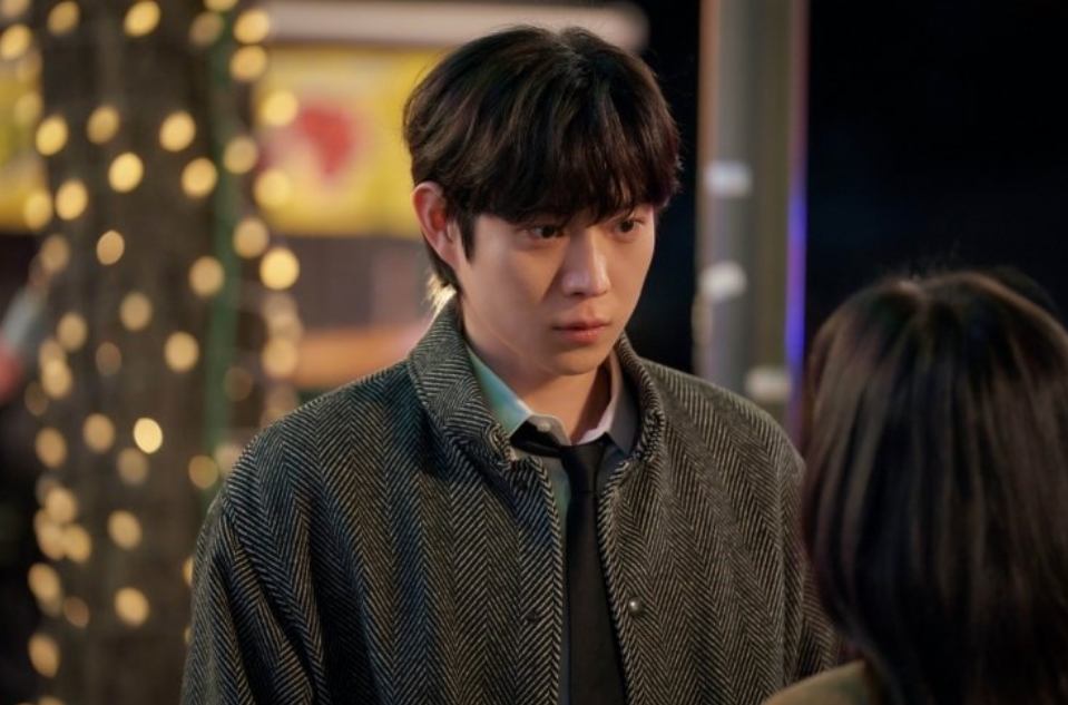 Đến lạy ai bỏ tiền làm phim Hàn dở kinh khủng thế này: Nam chính đơ ơi là đơ, nữ chính không 1 góc nào đẹp- Ảnh 4.