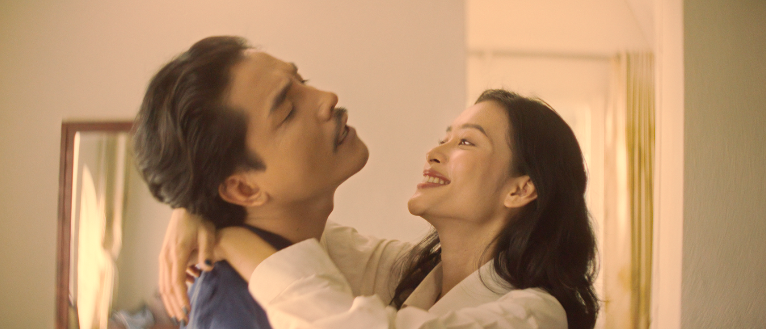 Không thể tin Vbiz lại có cặp đôi hoàn hảo thế này: Nhà trai thần thái xuất chúng, nhà gái đẹp tuyệt trần- Ảnh 4.