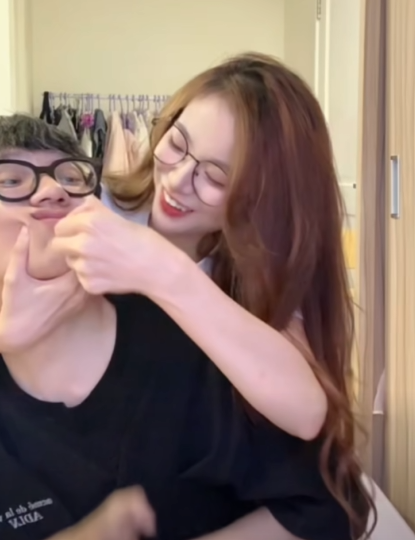 Vừa khoe tình mới, Mèo 2k4 đã làm