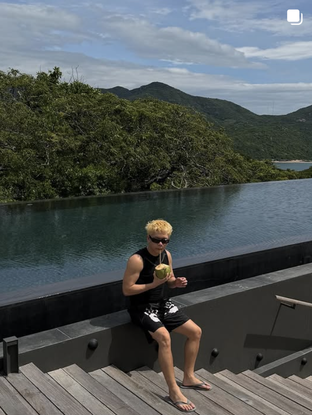 Dàn Em Xinh lần đầu diện bikini đọ body Dàn Em Xinh lần đầu diện bikini đọ body