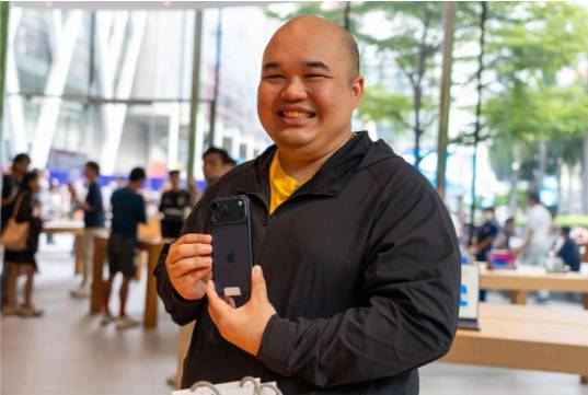 Cảnh không tưởng trong ngày iPhone 17 mở bán tại Thái Lan- Ảnh 9.