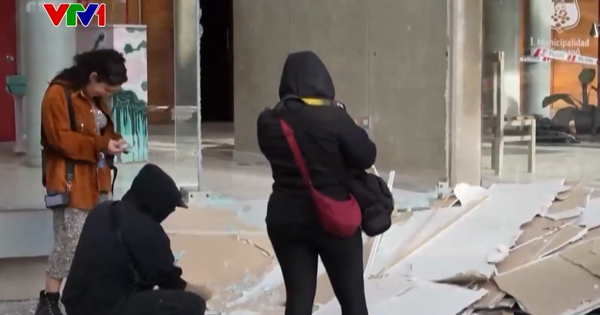 Chile: Trận động đất 6,4 độ được ghi lại trực tiếp trên sóng truyền hình screenshot 53 27610557458157135926227 26824665745584463751074 1749431200733 17494312009771560851688png