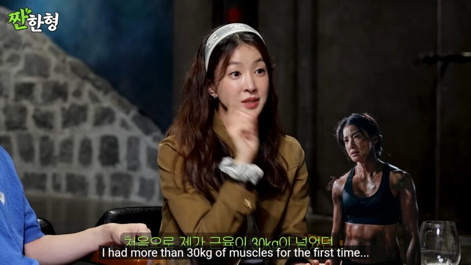 Màn nhập vai gây sốc của mỹ nhân Vườn Sao Băng: Cơ thể Màn nhập vai gây sốc của mỹ nhân Vườn Sao Băng: Cơ thể