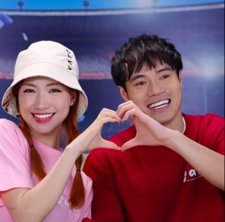 Hòa Minzy - Văn Toàn thân thiết ra sao mà chủ động