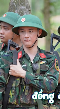 Siêu mẫu Minh Tú bật khóc thông báo rời Sao Nhập Ngũ 2025- Ảnh 7.