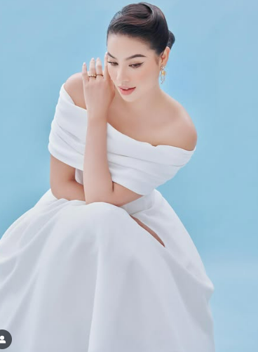 Hoa hậu Phạm Hương về Việt Nam giữa lúc chồng đại gia lộ dấu hiệu lạ?- Ảnh 3.