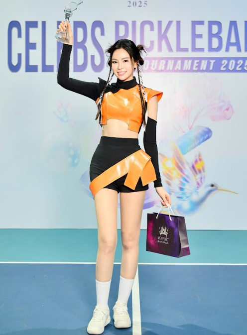 Người đẹp Vbiz mặc gì khó hiểu lên sân pickleball thế này?- Ảnh 6.