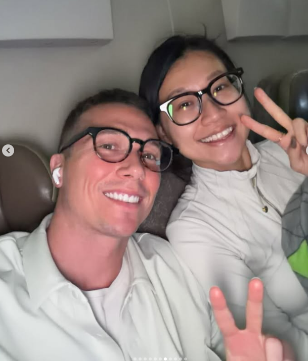 Chồng cũ MC Hoàng Oanh quỳ gối cầu hôn bạn gái mới sau 3 năm ly hôn- Ảnh 5.