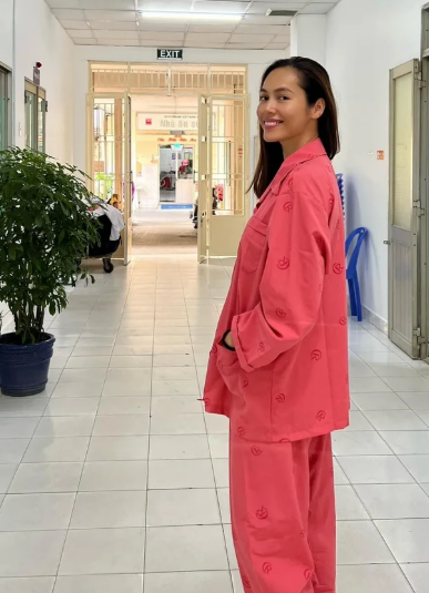 Á hậu Việt mắc bệnh lạ: Có túi nước bẩm sinh trong ổ bụng, 1 năm phải đi hút 2 lần- Ảnh 8.