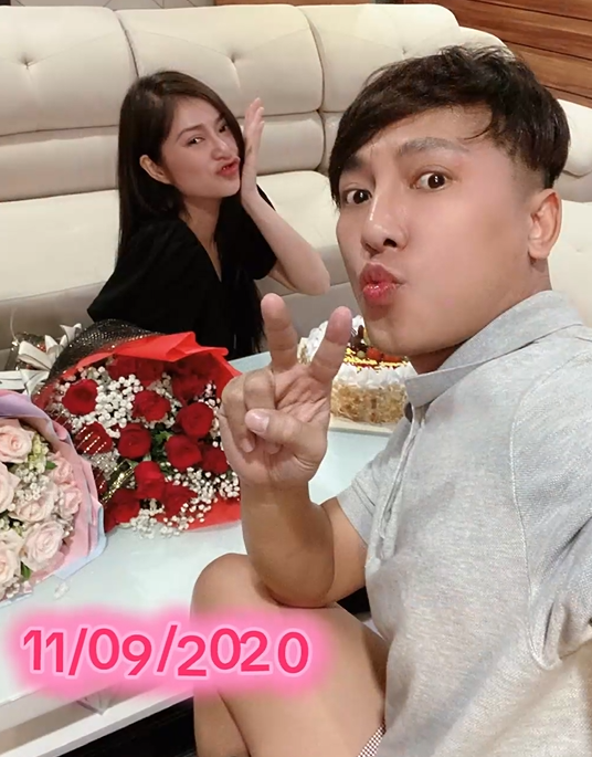 Bí ẩn chuyện tình của cặp diễn viên - ca sĩ Vbiz, đã đăng ký kết hôn nhưng vẫn coi nhau như người lạ- Ảnh 4. Bí ẩn chuyện tình của cặp diễn viên - ca sĩ Vbiz, đã đăng ký kết hôn nhưng vẫn coi nhau như người lạ- Ảnh 4.