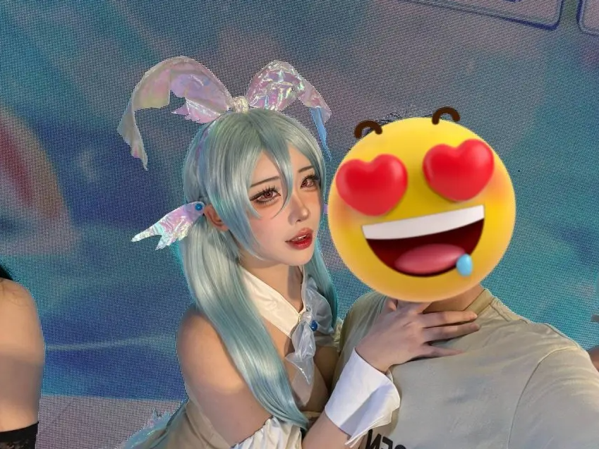 Ngợp thở trước nhan sắc của nữ coser