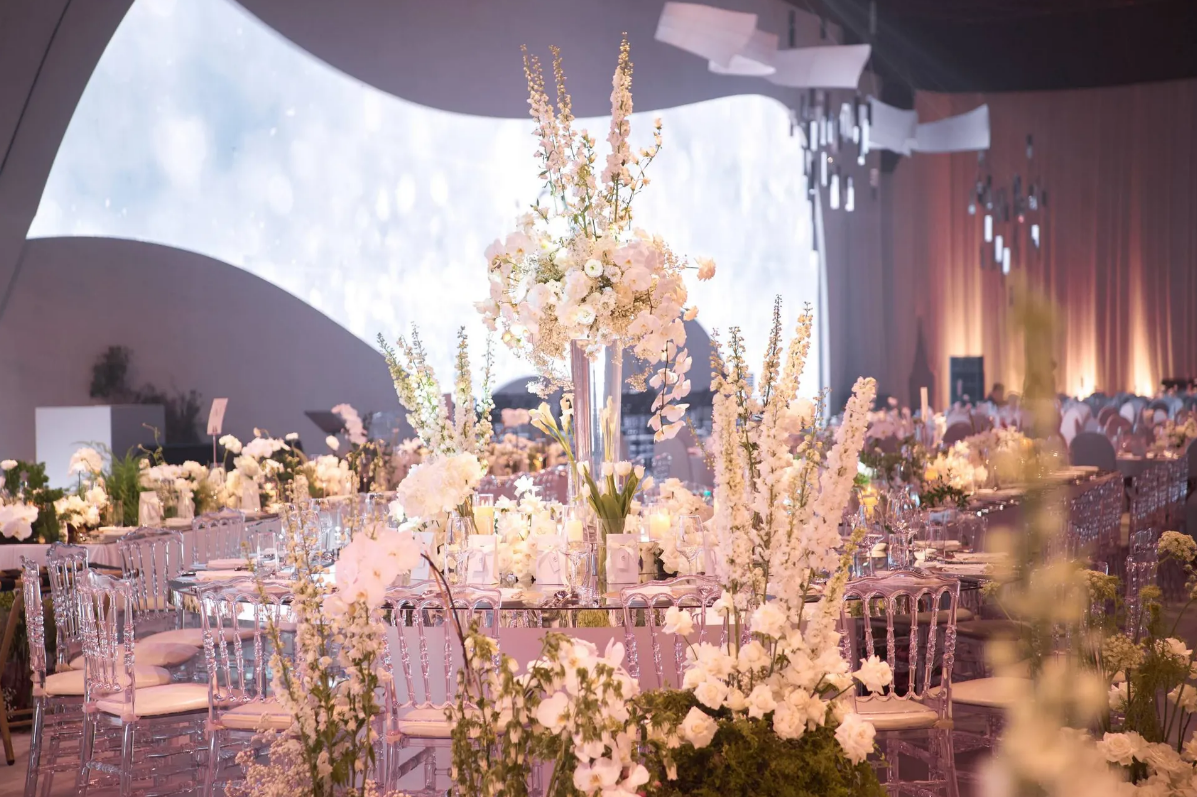 Sao Vbiz lấy chồng thiếu gia 1 tháng không ai biết: Bao trọn resort để tổ chức, khung cảnh thơ mộng như cổ tích!- Ảnh 12.