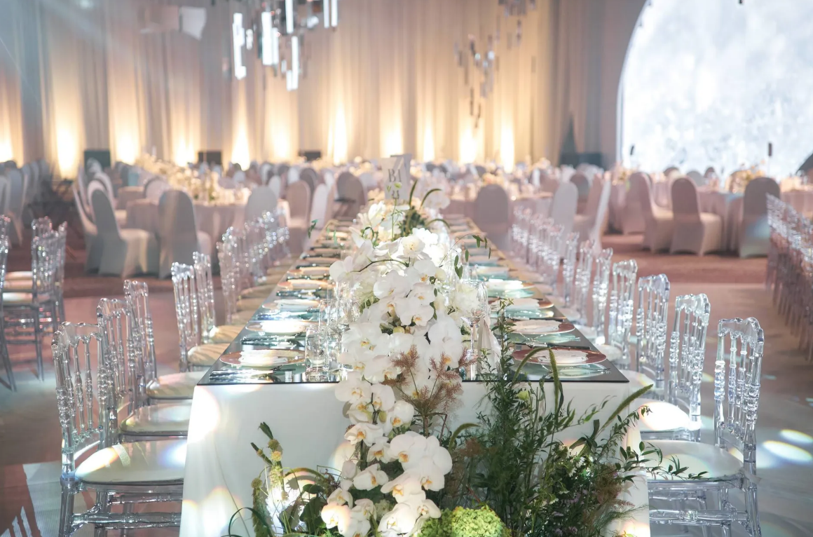 Sao Vbiz lấy chồng thiếu gia 1 tháng không ai biết: Bao trọn resort để tổ chức, khung cảnh thơ mộng như cổ tích!- Ảnh 13.