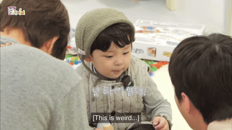 Không ngờ “hoàng tử showbiz” là người như vậy, đến con nít còn sợ đến sang chấn tâm lý?- Ảnh 1. Không ngờ “hoàng tử showbiz” là người như vậy, đến con nít còn sợ đến sang chấn tâm lý?- Ảnh 1.