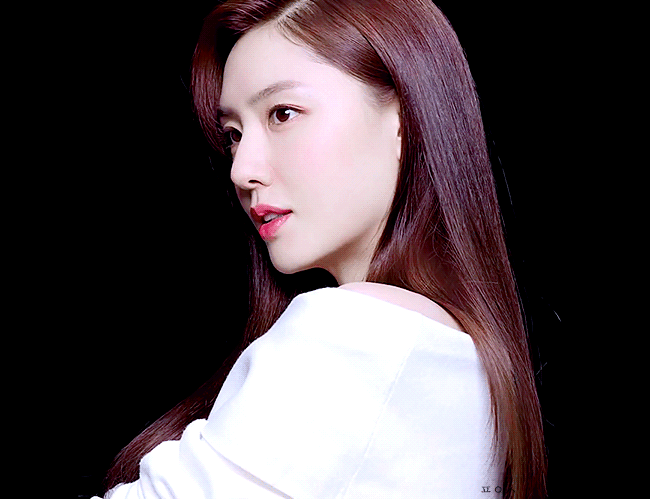 Nữ thần sang nhất phim Hàn Quốc: Gương mặt đài các, khí chất lạnh lùng, 40 tuổi vẫn đẹp như sương sớm- Ảnh 1. Nữ thần sang nhất phim Hàn Quốc: Gương mặt đài các, khí chất lạnh lùng, 40 tuổi vẫn đẹp như sương sớm- Ảnh 1.