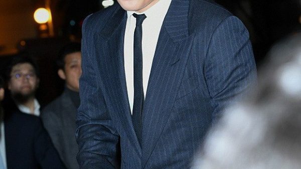 G-Dragon nói về giai đoạn sóng gió nhất của BIGBANG seungri 16153499259971272317379 1762500657385 1762500657665730453463