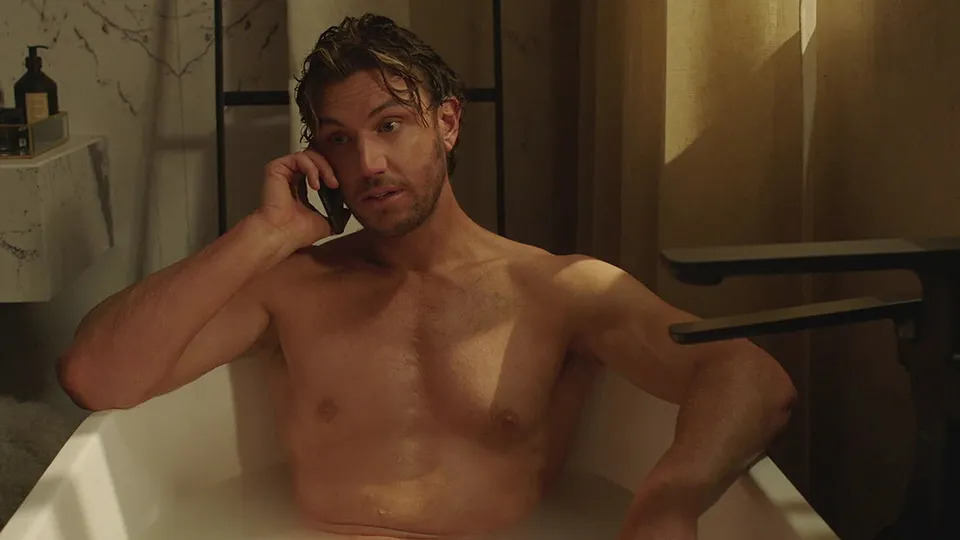 Cảnh nóng bí ẩn nhất phim Sex/Life: Chỉ 3 giây nhưng khiến cả thế giới đòi kiểm chứng- Ảnh 2.