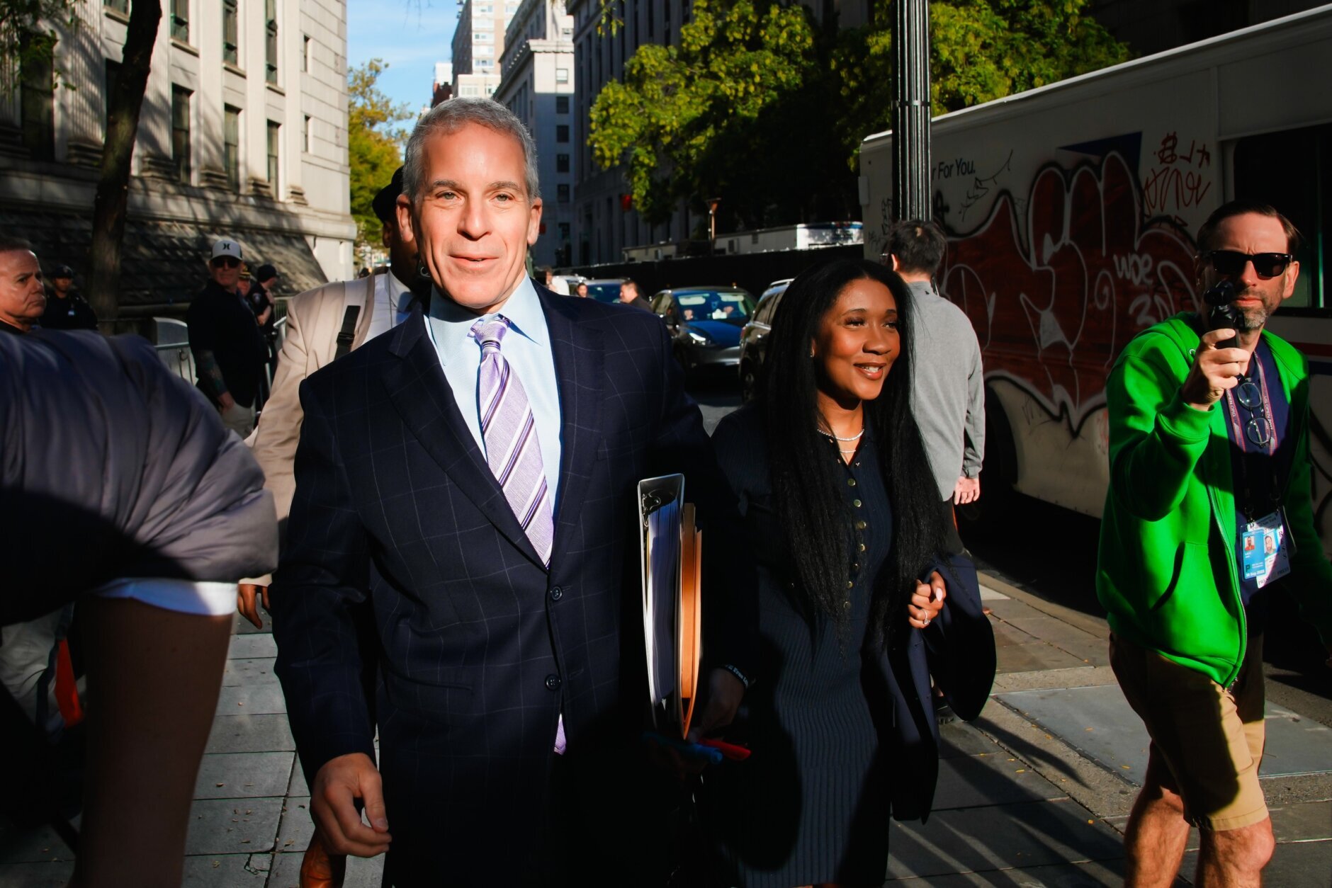 sexualmisconductdiddy13150-1880x1254-17595451401581369160083-1759548364147-17595483645251875347727-1759588179964-1759588180230863777685 "Ông trùm săn mồi tình dục Diddy" lĩnh án tù gây sốc toàn cầu sexualmisconductdiddy13150 1880x1254 17595451401581369160083 1759548364147 17595483645251875347727 1759588179964 1759588180230863777685