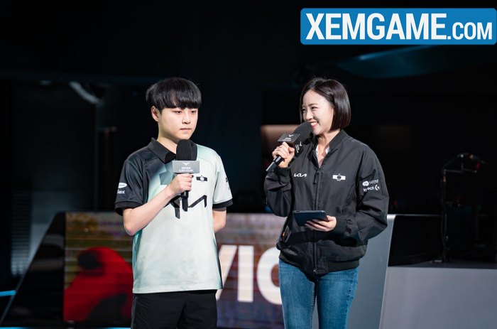 LMHT: Showmaker thừa nhận “copy” giáo án Pantheon tank từ Doinb showmaker doinb tank 1