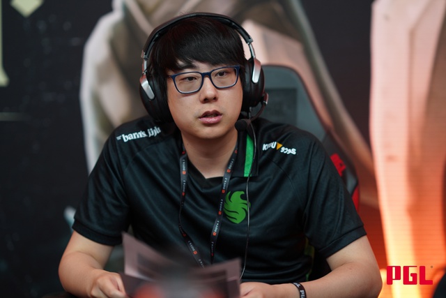 Mới đây thì Aui_2000 đã vô địch TI 2025 cùng Team Falcons