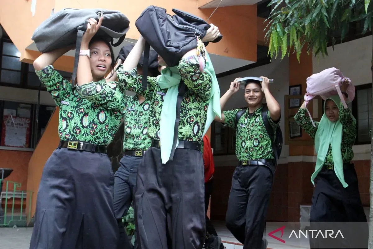 Chuyên gia cảnh báo nguy cơ động đất kèm sóng thần cực lớn tại Indonesia- Ảnh 2.