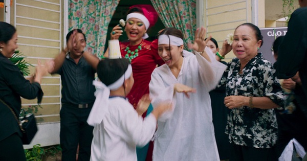 Bộ phim lấy cảm hứng từ Hạnh Phúc Của Một Tang Gia tung trailer chính thức, giới thiệu đám tang rộn ràng nhất màn ảnh Việt sinh nhat me thumb ngang 17552729382971630587660jpg