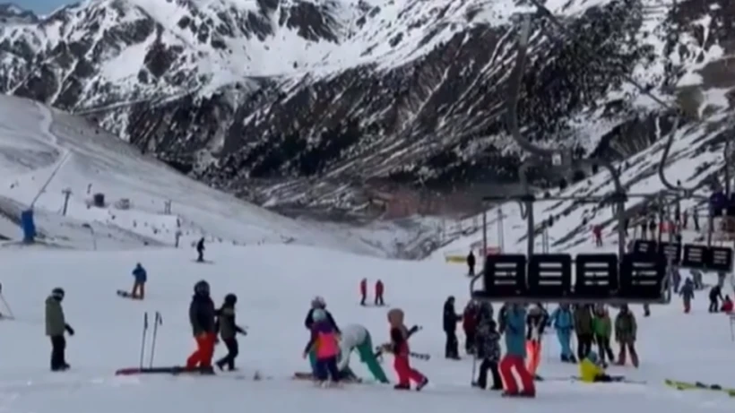 Tây Ban Nha: Hỏng cáp treo khiến 30 người bị thương- Ảnh 1.