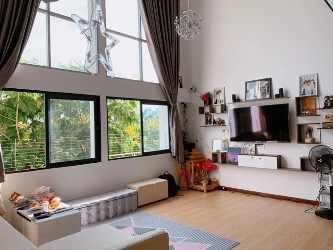 Nam nghệ sĩ ở nhà 130 m2, mất trí nhớ sau 2 lần mổ não, hôn nhân viên mãn với vợ kém 12 tuổi- Ảnh 4.