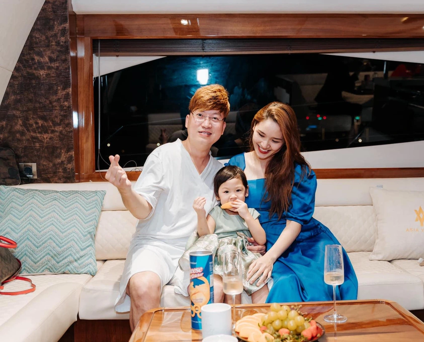 Nam nghệ sĩ ở nhà 130 m2, mất trí nhớ sau 2 lần mổ não, hôn nhân viên mãn với vợ kém 12 tuổi- Ảnh 3.