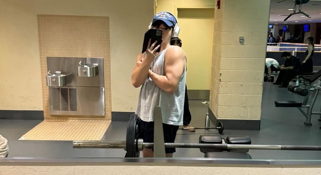 Vì muốn tán gái mà sao nhí hot nhất Bố Ơi Mình Đi Đâu Thế lột xác, diện mạo khi lớn không thể nhận ra!- Ảnh 2.