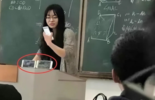 Chơi game trong lớp, nữ giáo viên xinh đẹp “chơi chiêu” cao tay khiến học sinh “nhìn nhân vật mà lệ tuôn rơi” snapedit1740987912408 1740987931131481870968 0 0 716 1146 crop 17409882471241704270961jpeg