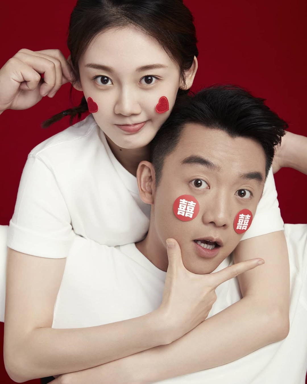 Nam thần Running Man sạt nghiệp vì 1 mình nuôi 8 miệng ăn, bị nhà vợ