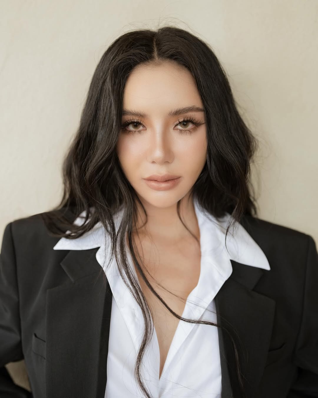 Lộ danh tính hot girl sinh con riêng cho thiếu gia sòng bạc Macau, còn ngang nhiên chọc tức Lộ danh tính hot girl sinh con riêng cho thiếu gia sòng bạc Macau, còn ngang nhiên chọc tức