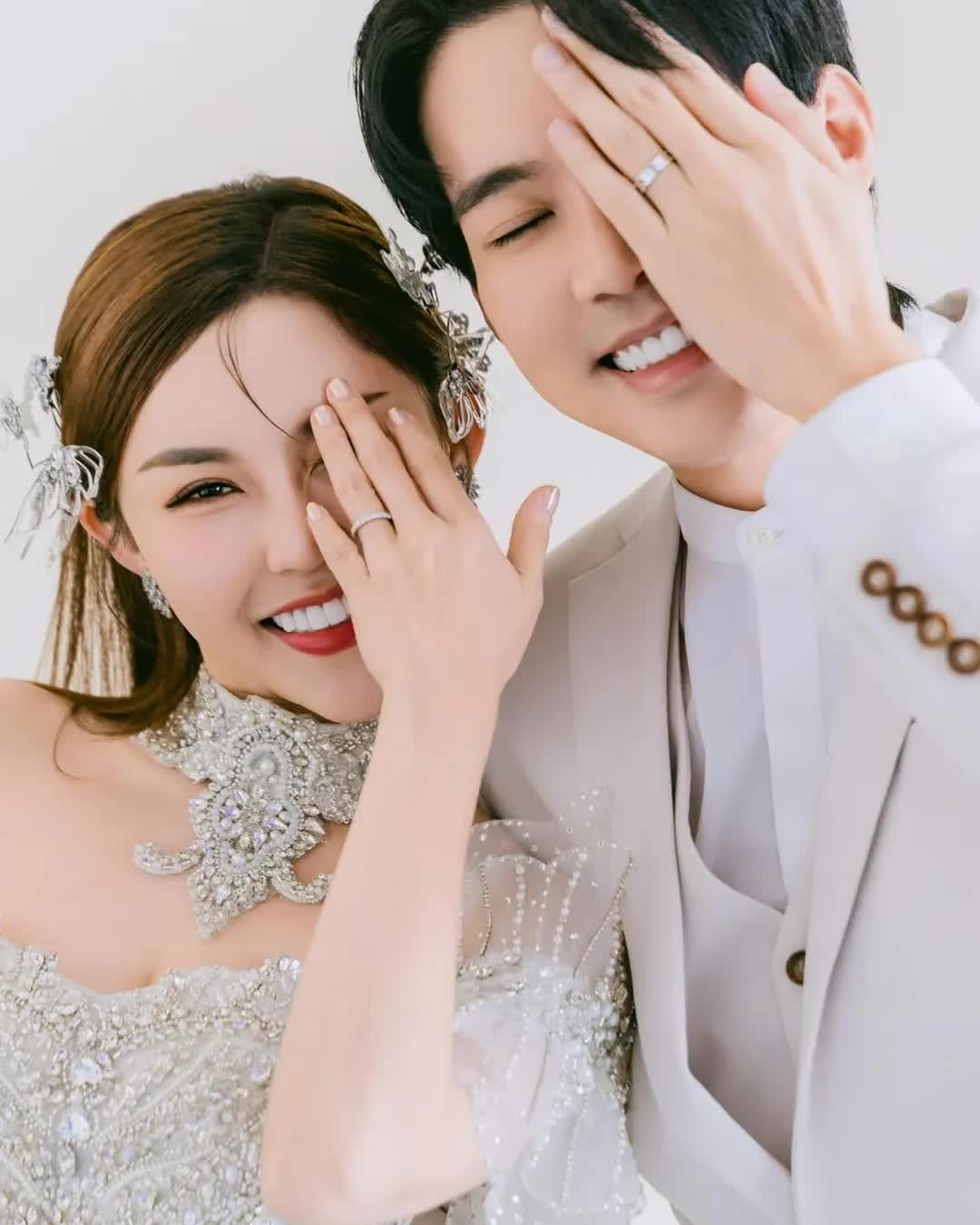 Cặp đôi diễn viên - ca sĩ chính thức kết hôn sau 10 năm yêu, quyết định thay đổi 180 độ chỉ sau 1 cuộc gặp gỡ với gia đình- Ảnh 4.