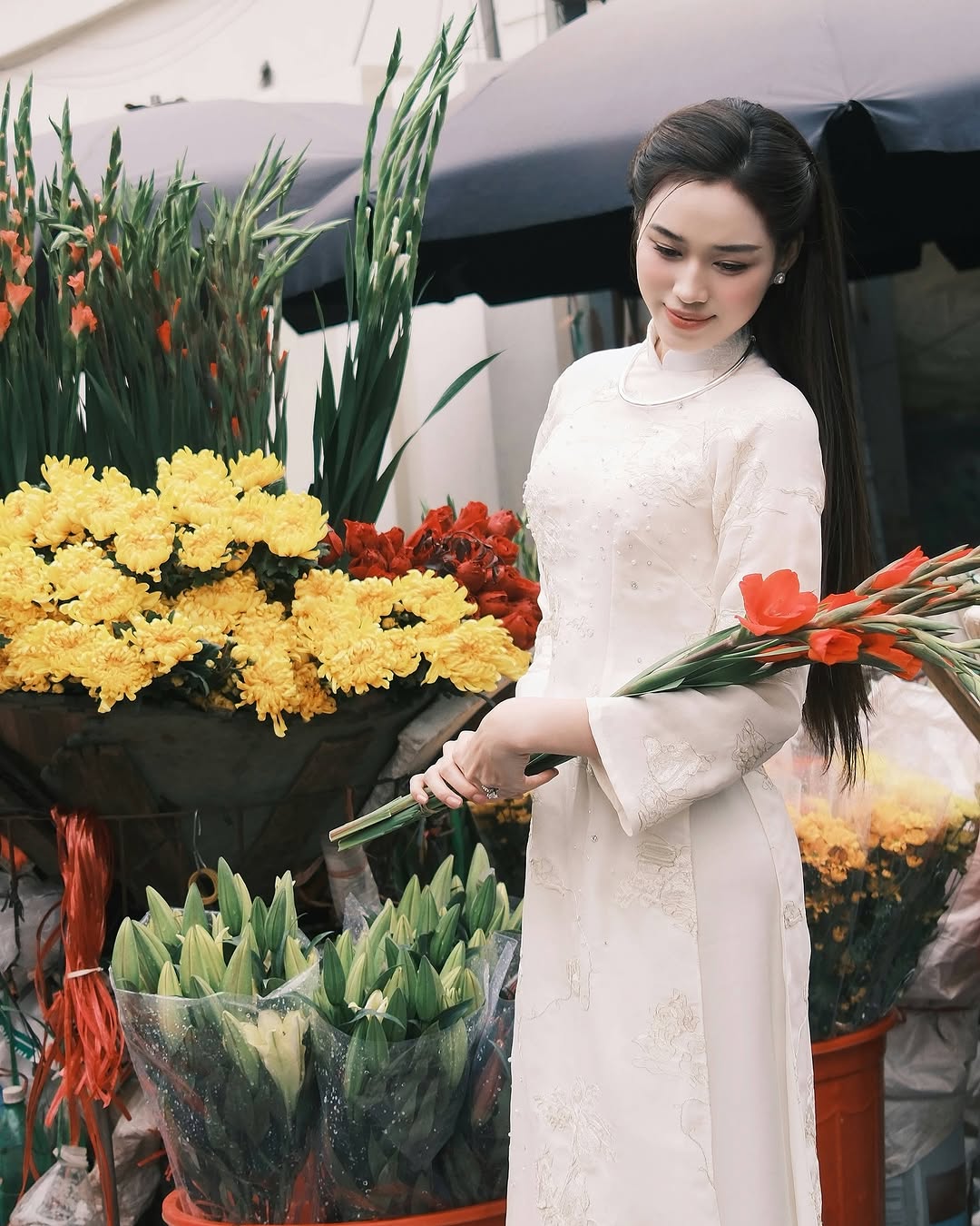 Ngày 30 Tết, nghe nàng hậu tuổi Tỵ Đỗ Thị Hà chia sẻ về