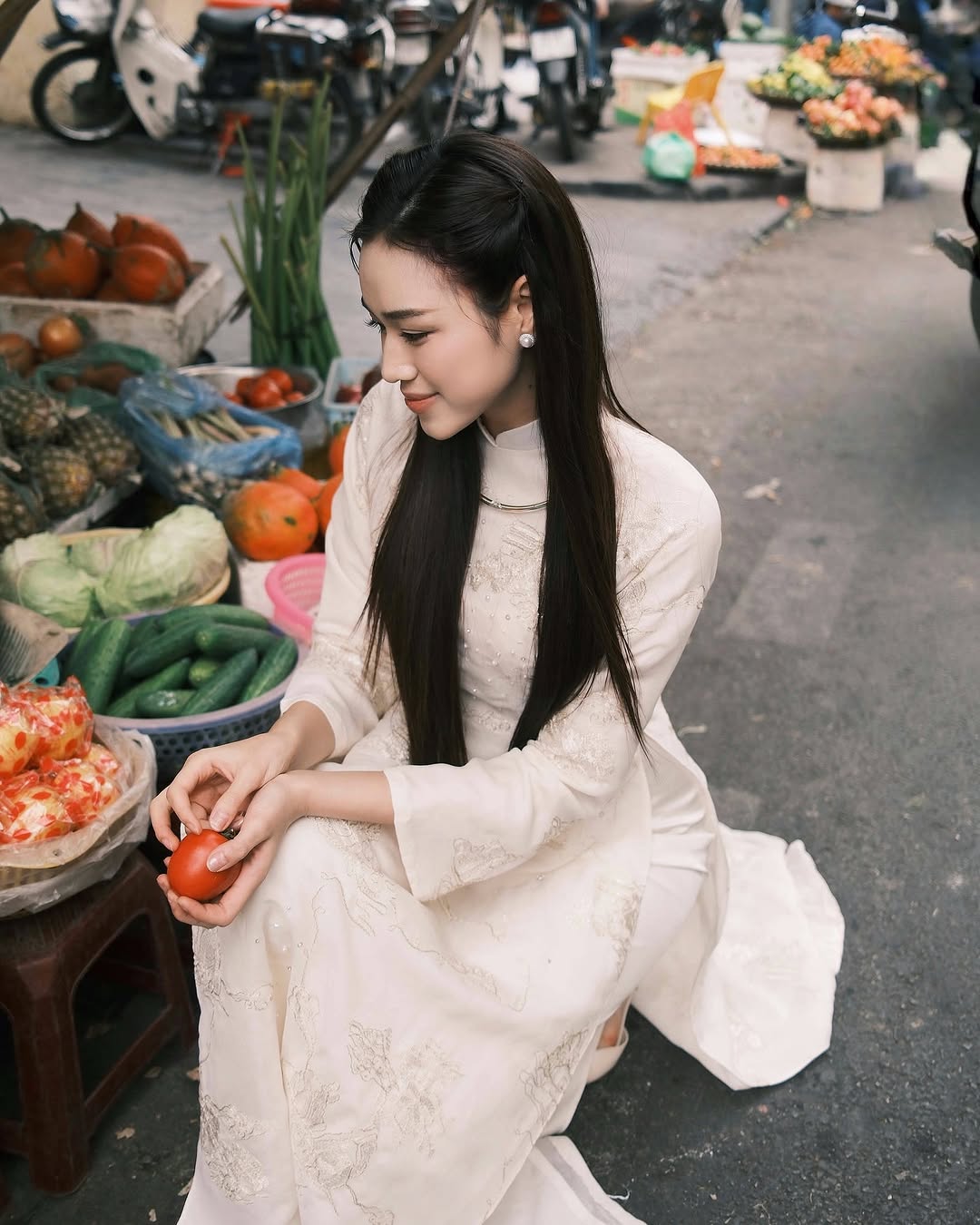 Ngày 30 Tết, nghe nàng hậu tuổi Tỵ Đỗ Thị Hà chia sẻ về