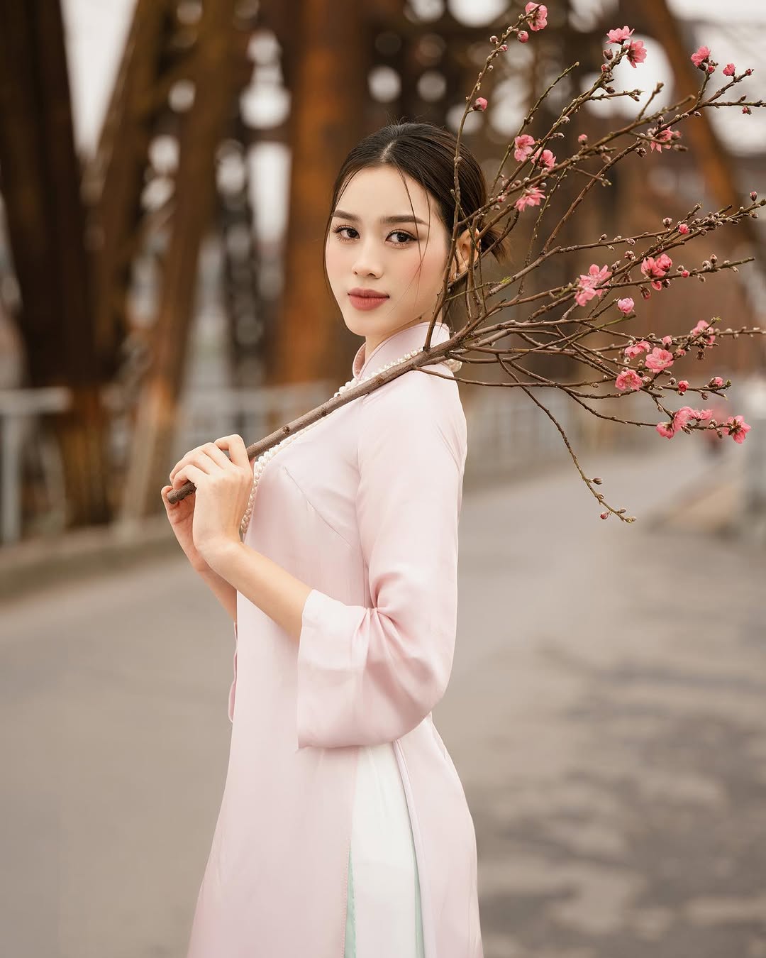 Ngày 30 Tết, nghe nàng hậu tuổi Tỵ Đỗ Thị Hà chia sẻ về