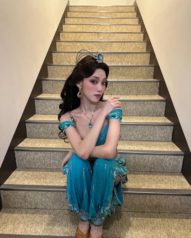 "Công chúa Jasmine" Hàn Quốc khiến triệu người mê mẩn: Nhan sắc đẹp ngỡ ngàng, body bốc lửa càng ngắm càng mê snapinstapp482909974183471974231472117269045930324438434n1080 17416002253981405745686 1741620217781 17416202179221883611342