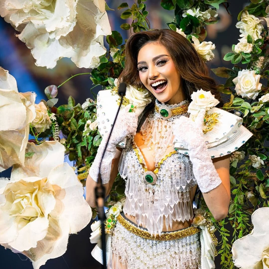 Mặc bikini khi đăng quang hoa hậu- Ảnh 7.