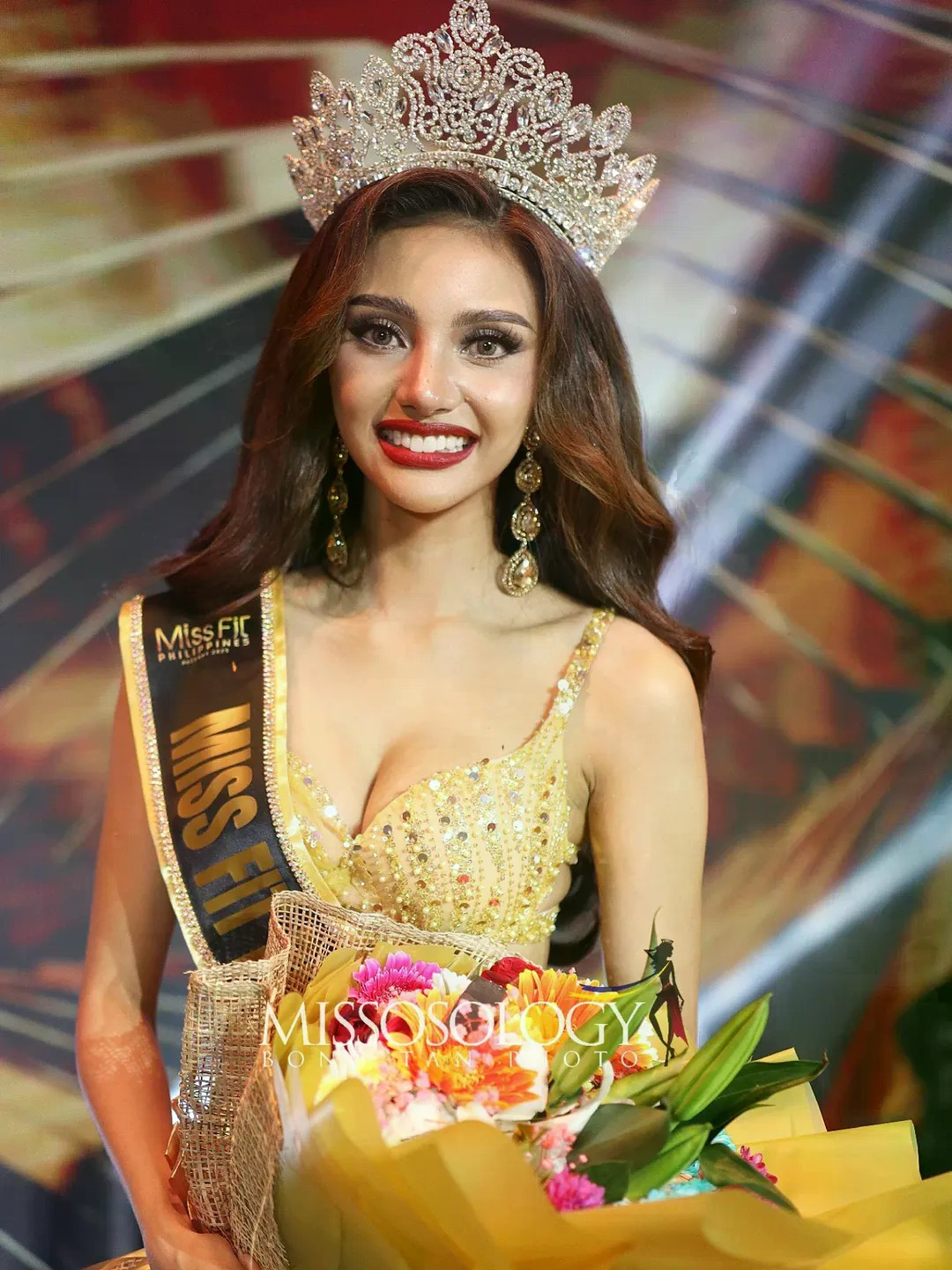 Mặc bikini khi đăng quang hoa hậu- Ảnh 2.