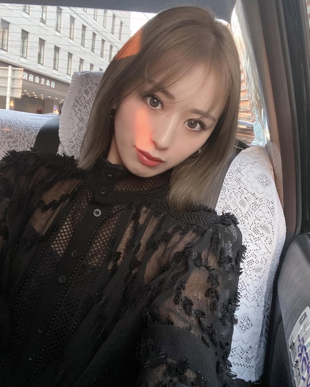 "Quả báo nhãn tiền" cho nữ ca sĩ 17 tuổi ngoại tình, cướp chồng của chị gái cùng nhóm snapinstato1766723664702765475105071656026982370591250n 1763125703737857809953 1763169710348 17631697105531472593996