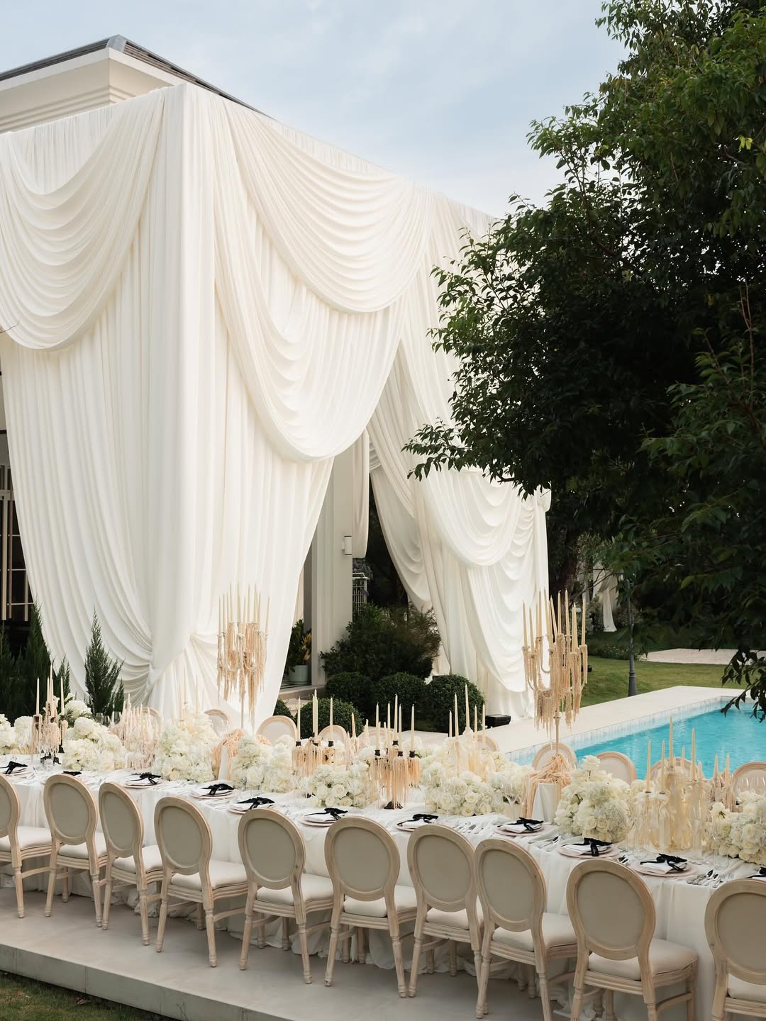 Ngắm đám cưới của