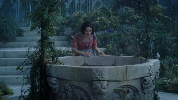 Đánh Giá Chính Thức Giành Cho Phim Chuyển Thể Live-Action Snow White snow white live action4jpg perajpg