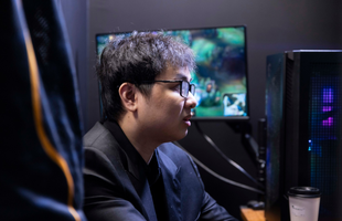 Lily tung ảnh giữa đêm về SofM khiến cộng đồng VCS xôn xao sofm vcs 4 17644742198501562496233 0 0 562 900 crop 1764474227757703399533png