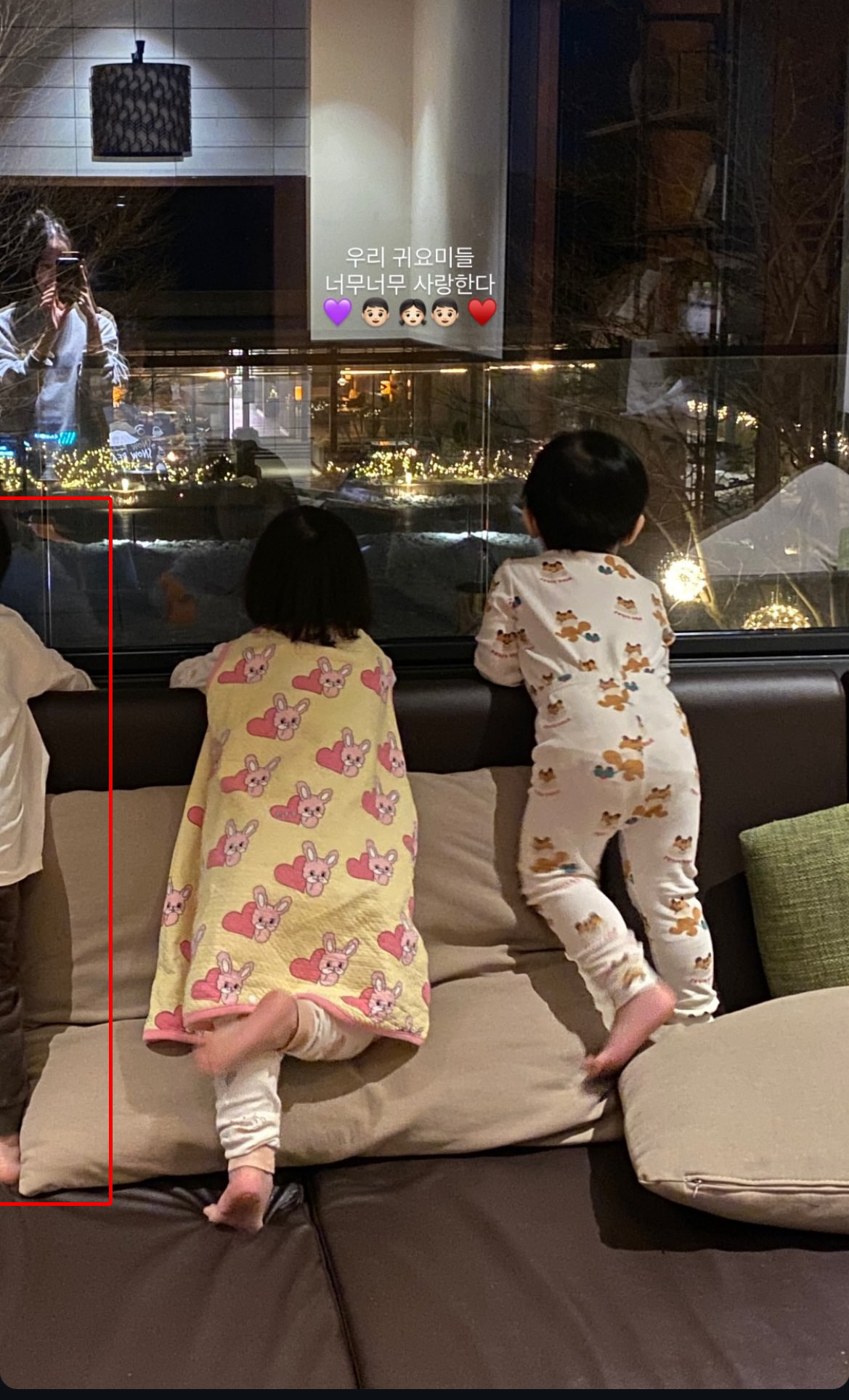 Náo loạn ảnh hiện tại của con trai Son Ye Jin - Hyun Bin, chiều cao bé gây choáng?- Ảnh 1. Náo loạn ảnh hiện tại của con trai Son Ye Jin - Hyun Bin, chiều cao bé gây choáng?- Ảnh 1.