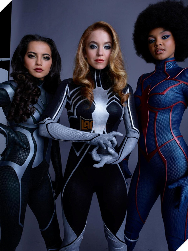 Hình ảnh các tư thế của những nữ người Nhện trong Madame Web