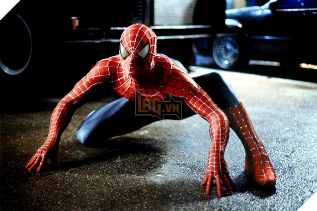 Để cho nhện cắn vào tay với mong muốn làm Spider-Man, cậu bé nhập viện trong nguy kịch
