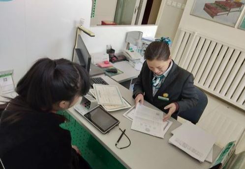 Nữ CEO gửi tiết kiệm 39 tỷ đồng với lãi suất 10%, 1 năm sau số dư chỉ còn hơn 400.000 đồng, ngân hàng tuyên bố: “Chưa từng đưa ra mức lãi suất đó”- Ảnh 1.