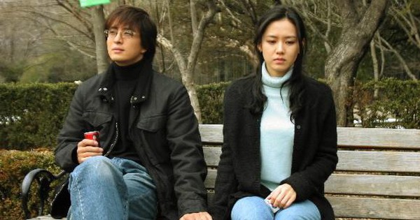 Son Ye Jin từng có cảnh nóng đầy mỹ cảm với Bae Yong Joon, nội dung phim ngang trái tới giờ vẫn thấy sai 27 Son Ye Jin từng có cảnh nóng đầy mỹ cảm với Bae Yong Joon, nội dung phim ngang trái tới giờ vẫn thấy sai ssi20130913145832 17503225258301502334678 1750408366505 17504083669941377075338 31 0 335 580 crop 1750408447135702447598jpg